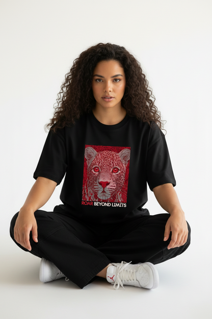 Hajar 1 - Roar Beyond Limits - Assise en tailleur